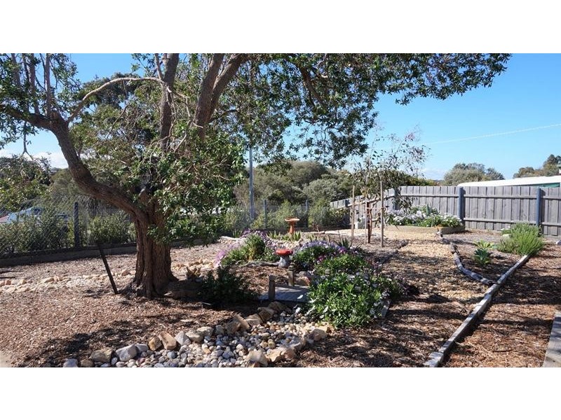 300 National Park Road, Loch Sport VIC 3851