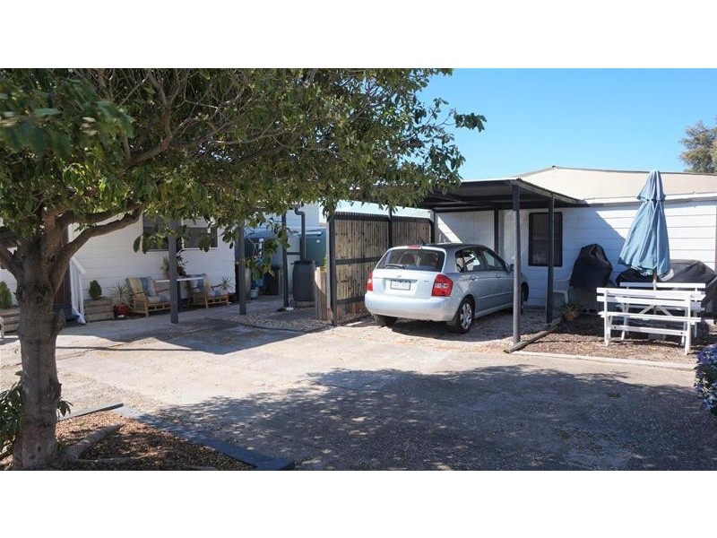 300 National Park Road, Loch Sport VIC 3851