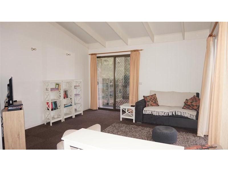 4 Christopher Court, Loch Sport VIC 3851