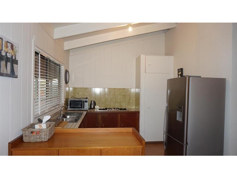 4 Christopher Court, Loch Sport VIC 3851