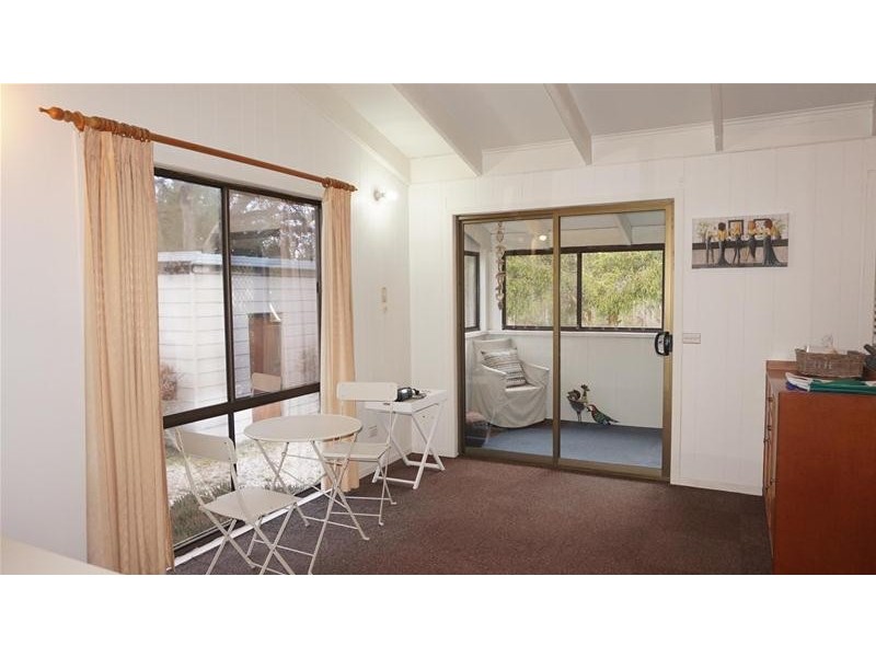 4 Christopher Court, Loch Sport VIC 3851