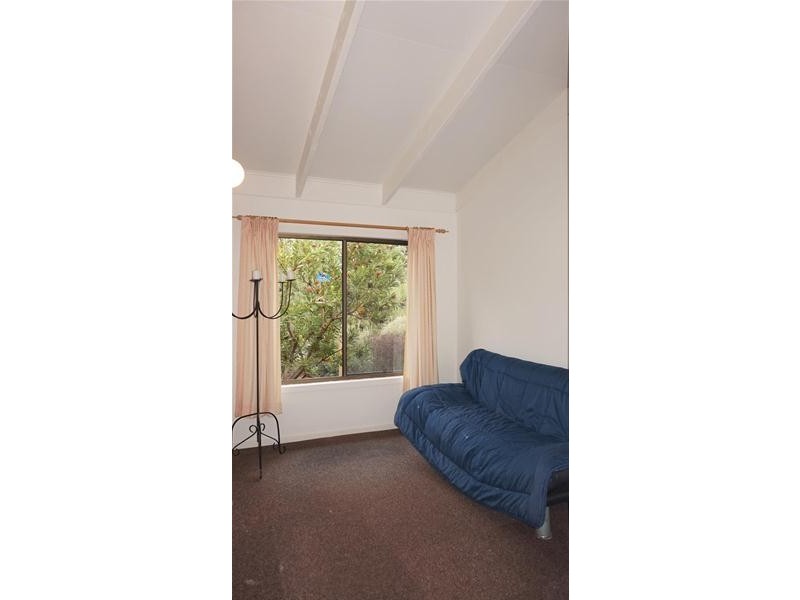 4 Christopher Court, Loch Sport VIC 3851