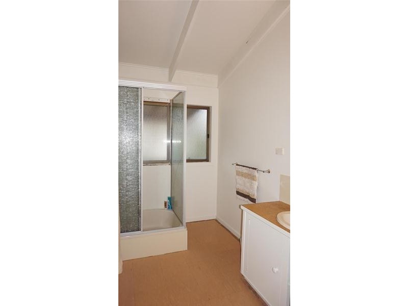 4 Christopher Court, Loch Sport VIC 3851