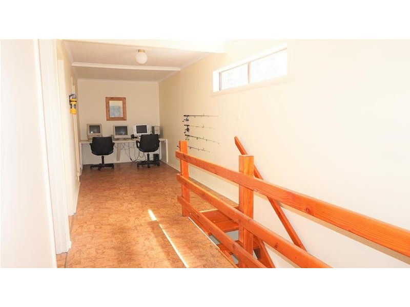 37 Central Avenue, Loch Sport VIC 3851