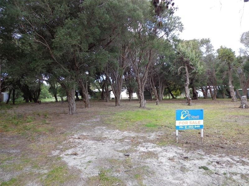 35 Leon Street, Loch Sport VIC 3851