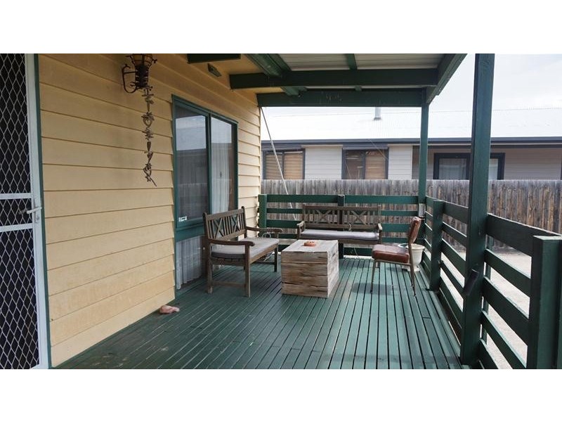 48 Carroll Street, Loch Sport VIC 3851