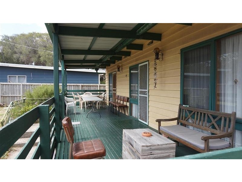 48 Carroll Street, Loch Sport VIC 3851