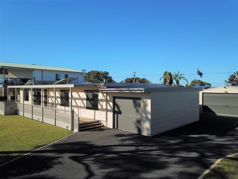 50 – 52 Fisher Parade, Loch Sport VIC 3851