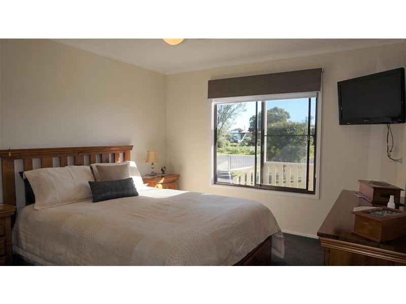 50 – 52 Fisher Parade, Loch Sport VIC 3851