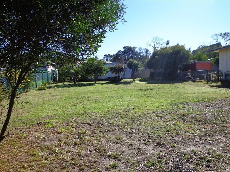 56 Banksia Street, Loch Sport VIC 3851