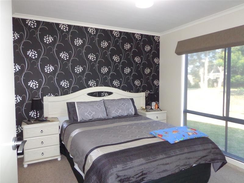 29 Cove Street, Loch Sport VIC 3851