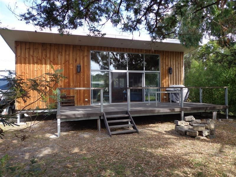 35 Caldwell Street, Loch Sport VIC 3851