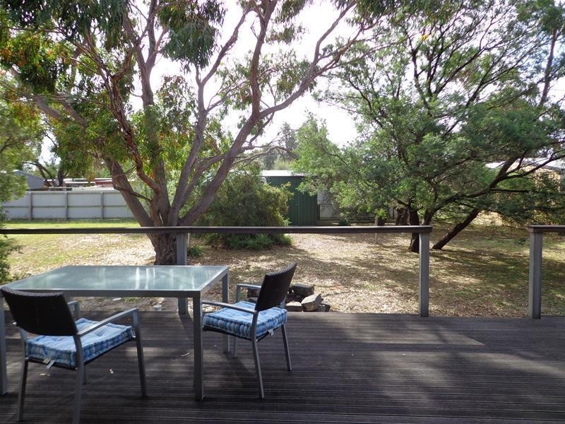 35 Caldwell Street, Loch Sport VIC 3851