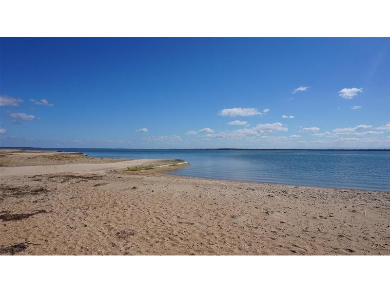 177 National Park Road, Loch Sport VIC 3851