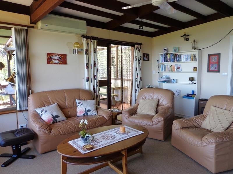 91 Wattle Grove, Loch Sport VIC 3851