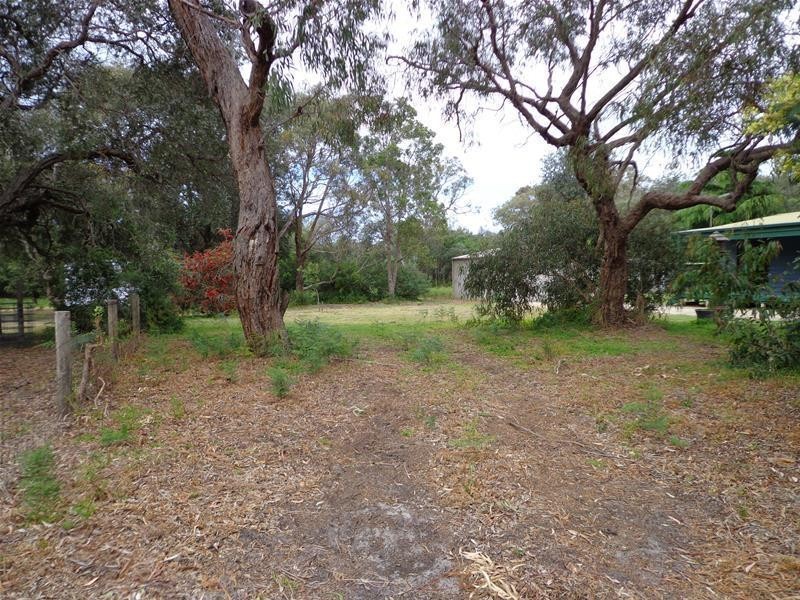 133 – 135 Wallaby Street, Loch Sport VIC 3851