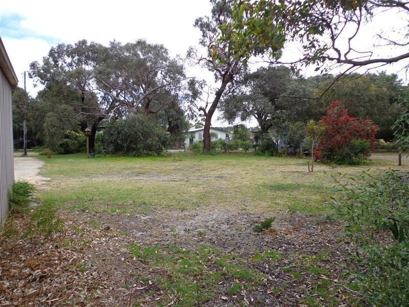 133 – 135 Wallaby Street, Loch Sport VIC 3851