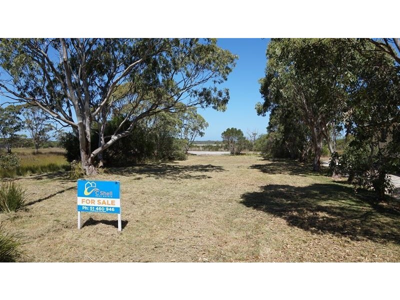 16 Davies Street, Loch Sport VIC 3851