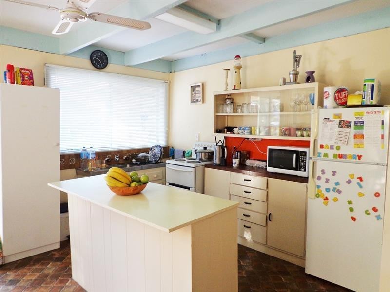 79 Seagull Drive, Loch Sport VIC 3851