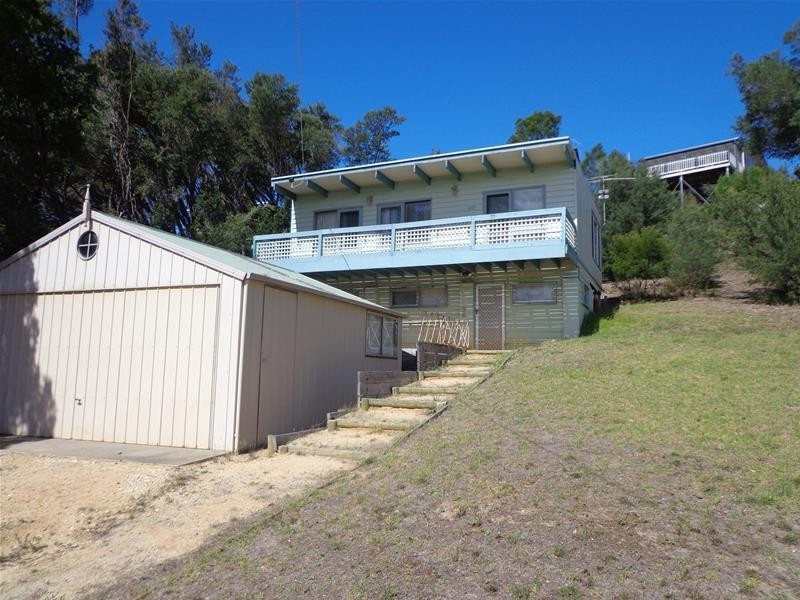77 Seagull Drive, Loch Sport VIC 3851