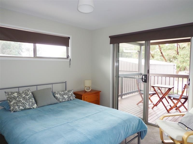 32 Victoria Street, Loch Sport VIC 3851