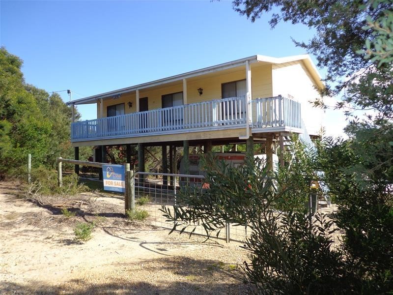 58 White Crescent, Loch Sport VIC 3851