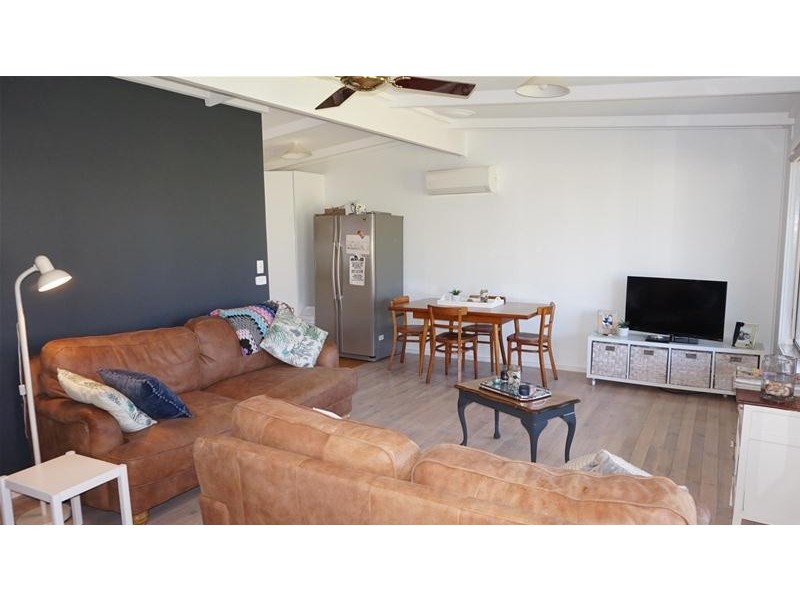 11 Sanctuary Road, Loch Sport VIC 3851