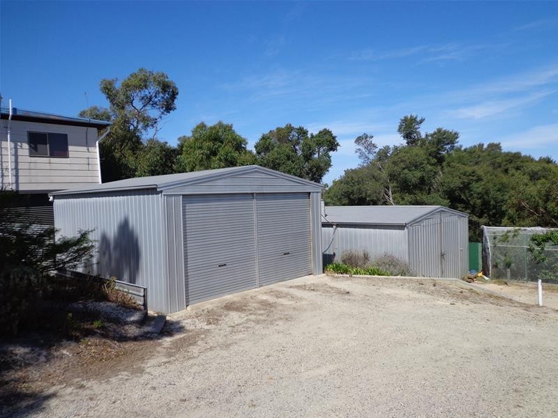 21 – 23 Banksia Street, Loch Sport VIC 3851