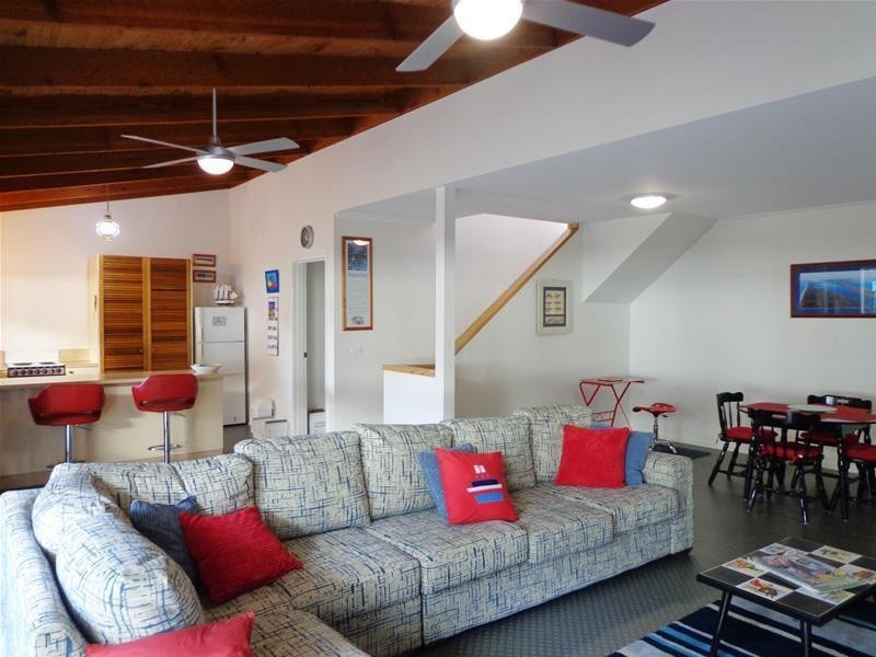 119 Seagull Drive, Loch Sport VIC 3851