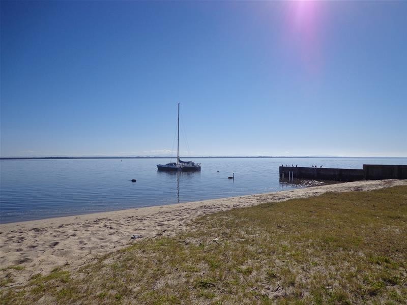 20 Victoria Parade, Loch Sport VIC 3851