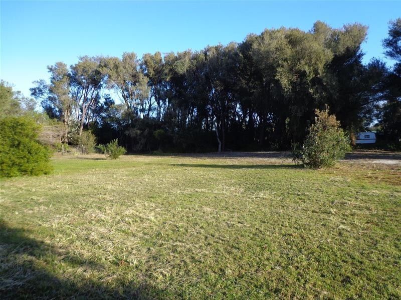 48 – 50 Sanctuary Road, Loch Sport VIC 3851