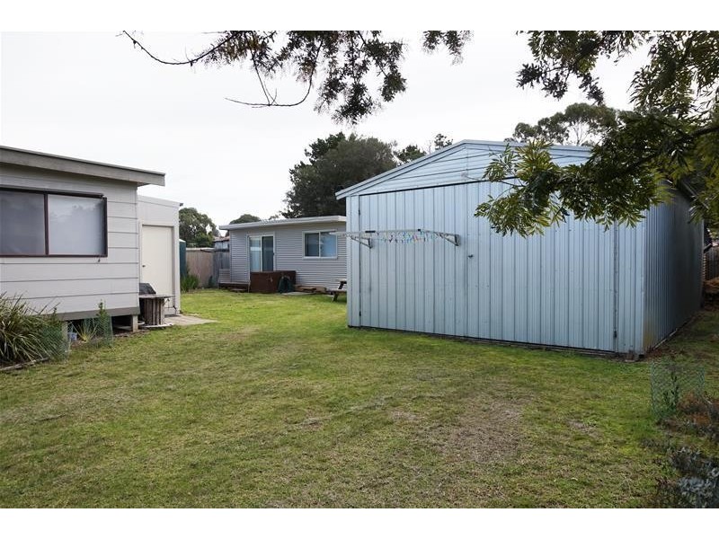 23 Governement Road, Loch Sport VIC 3851