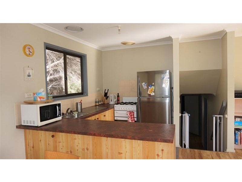 19 White Crescent, Loch Sport VIC 3851