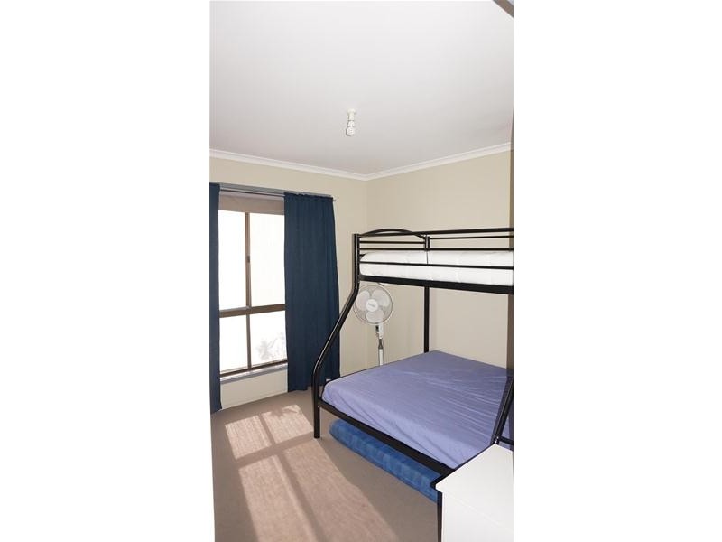 19 White Crescent, Loch Sport VIC 3851