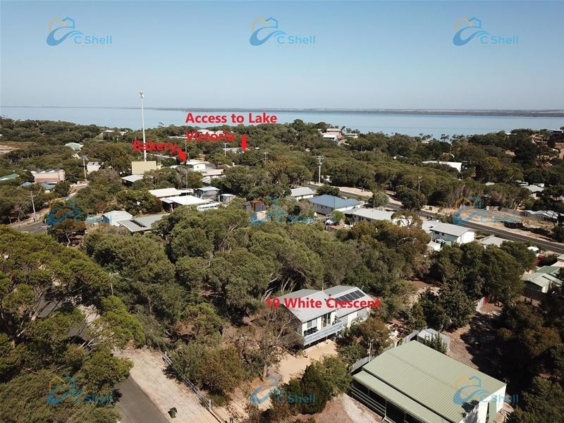 19 White Crescent, Loch Sport VIC 3851