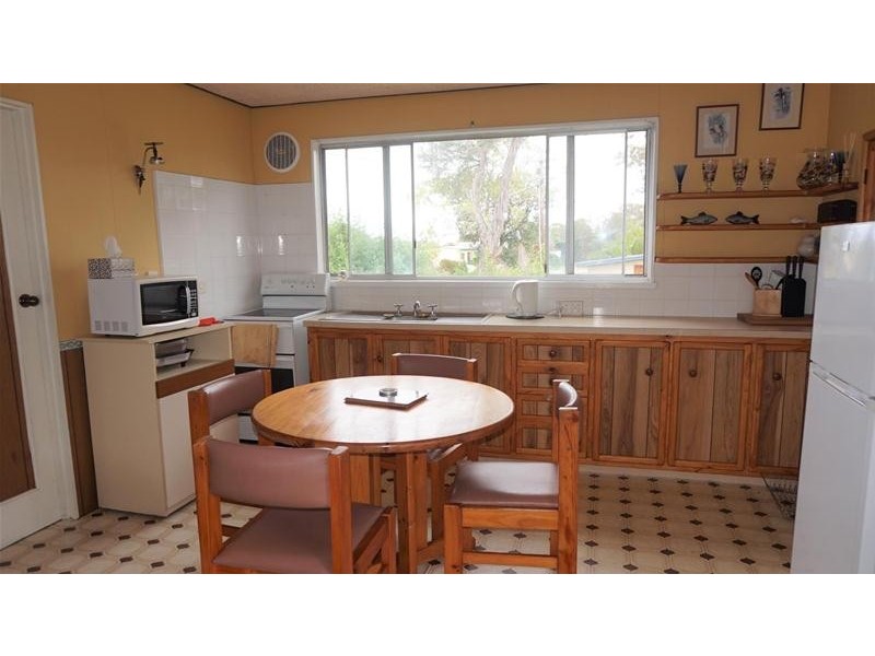 35 Sanctuary Road, Loch Sport VIC 3851