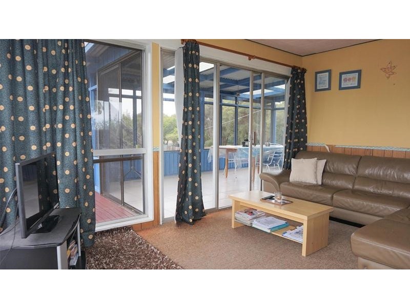 35 Sanctuary Road, Loch Sport VIC 3851