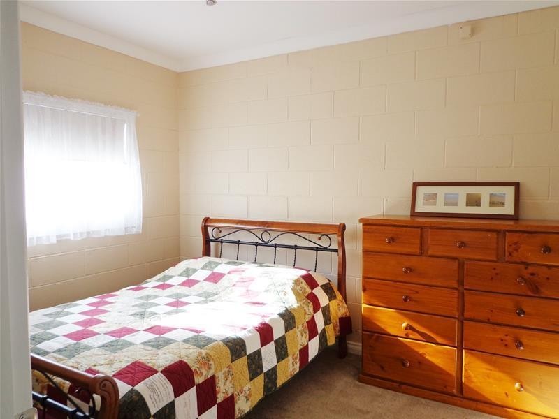 64 Victoria Street, Loch Sport VIC 3851