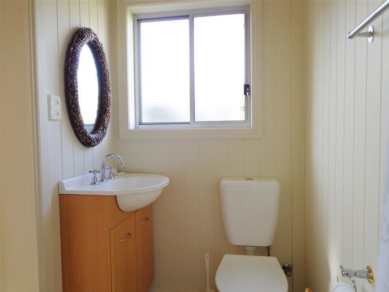 64 Victoria Street, Loch Sport VIC 3851