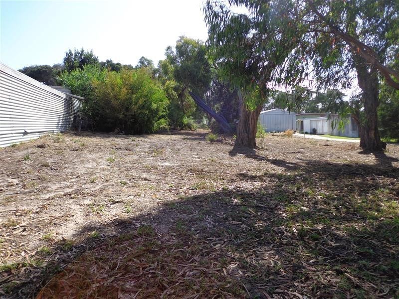 3 Kangaroo Street, Loch Sport VIC 3851