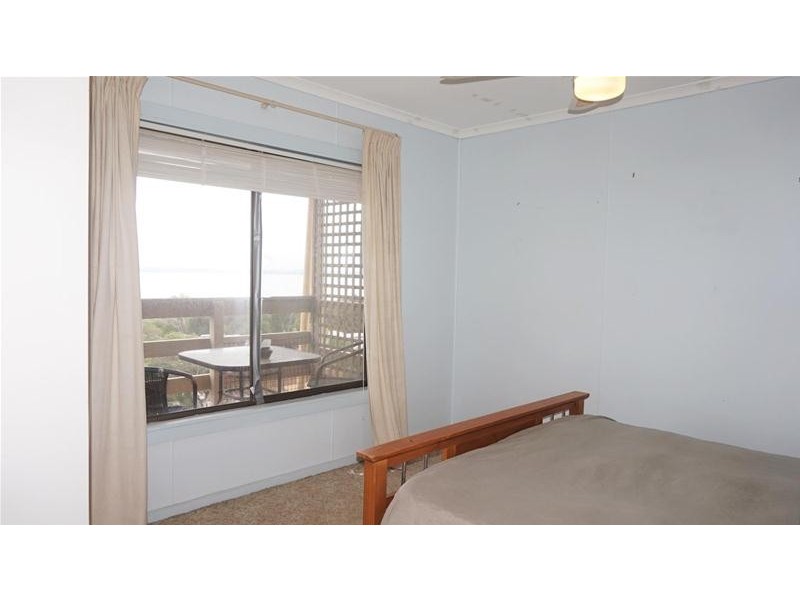 55 Wattle Grove, Loch Sport VIC 3851