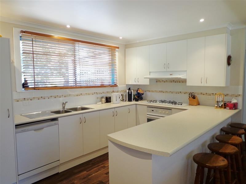 20 Holmes Street, Loch Sport VIC 3851