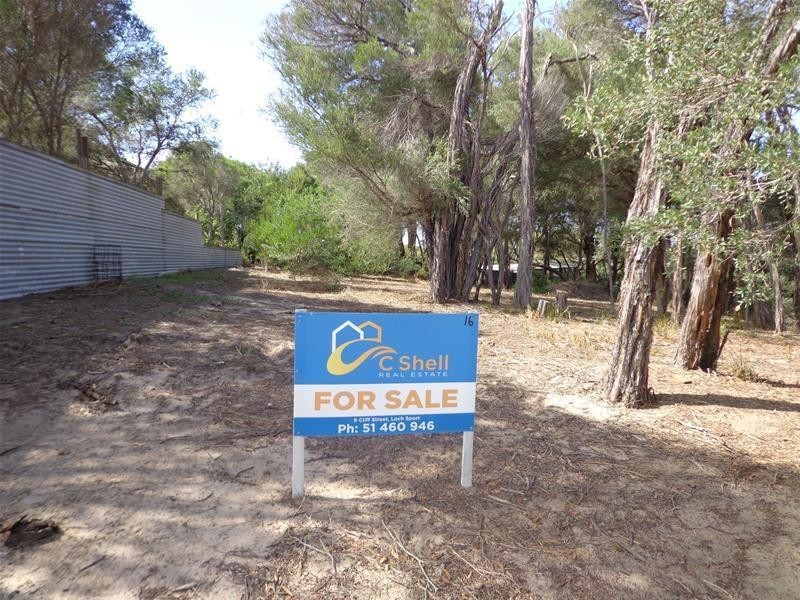 16 Bluff Drive, Loch Sport VIC 3851