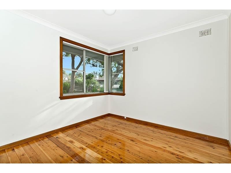 7 Anzac Avenue, Engadine NSW 2233