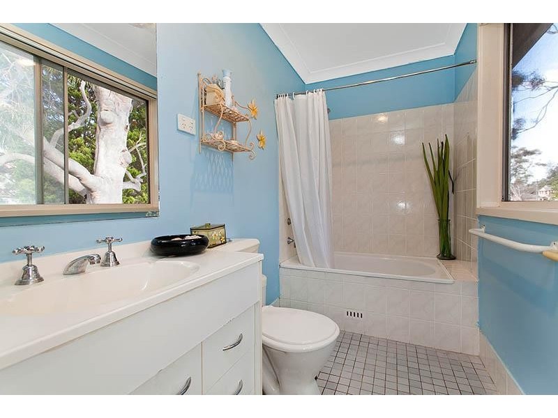 19 Chipilly Avenue, Engadine NSW 2233