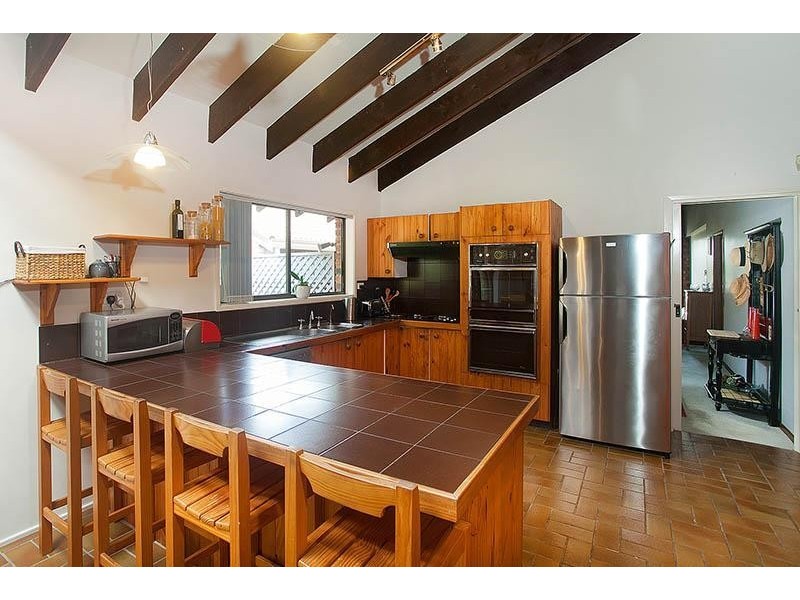 11 Valley View Crescent, Engadine NSW 2233