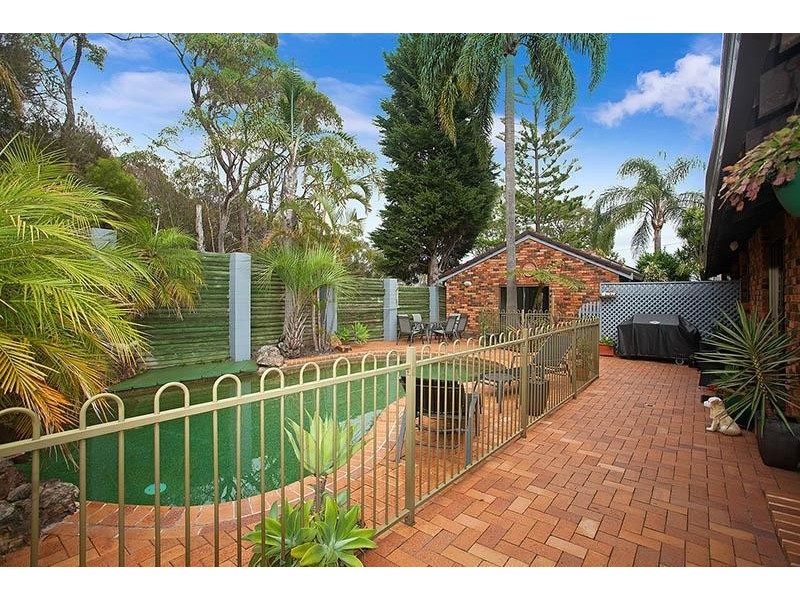 11 Valley View Crescent, Engadine NSW 2233