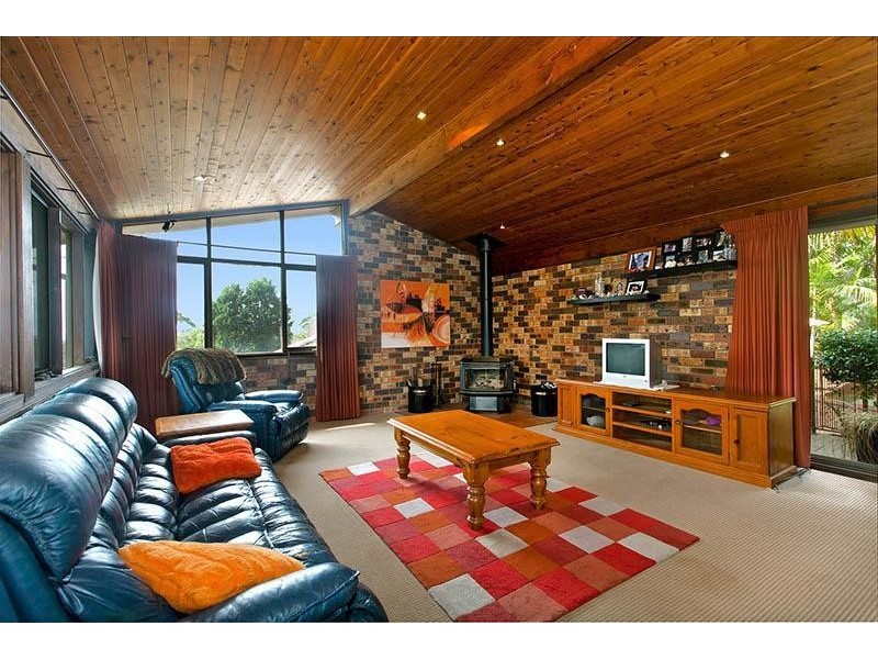 18 Glenora Road, Yarrawarrah NSW 2233