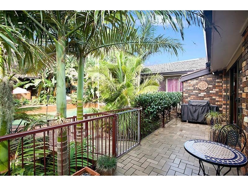 18 Glenora Road, Yarrawarrah NSW 2233