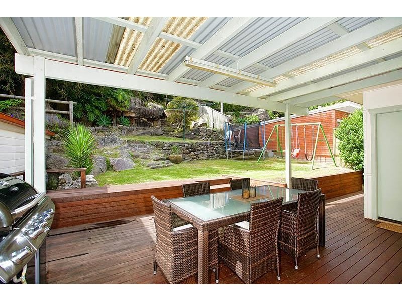 22 Tobruk Avenue, Engadine NSW 2233